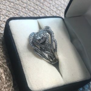 Enhancer wrap one piece. Center ring not included.